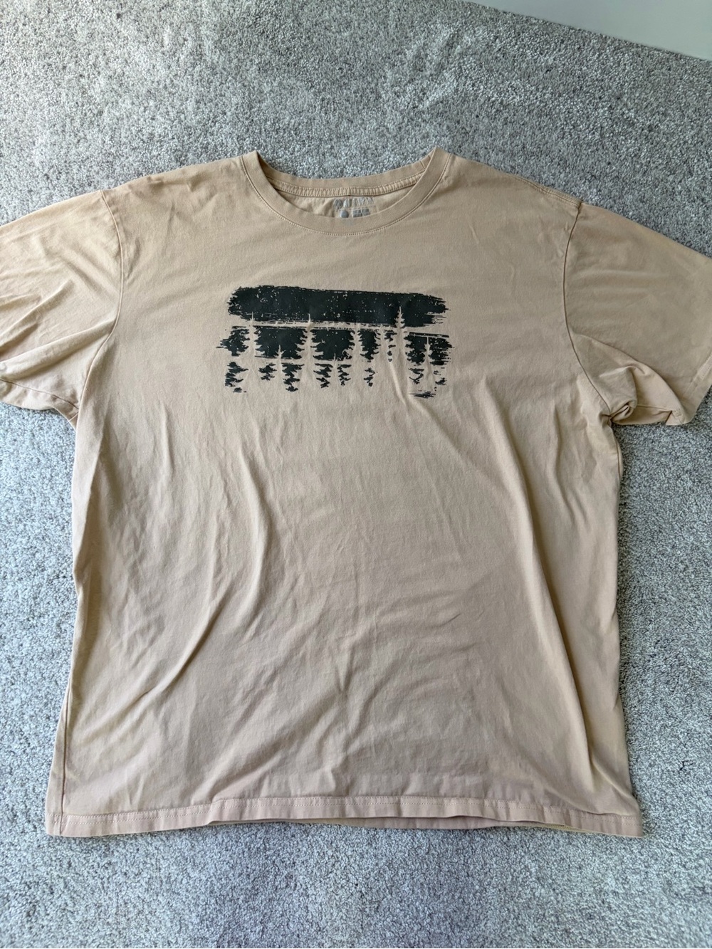 Men's Tan Short-Sleeve Graphic Crewneck T-Shirt